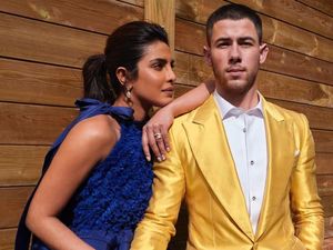 Terungkap, Nama Anak Nick Jonas dan Priyanka Chopra yang Lahir Via Surrogate Terungkap, Nama Anak Nick Jonas dan Priyanka Chopra yang Lahir Via Surrogate