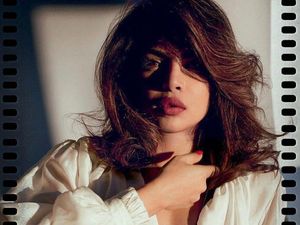 Priyanka Chopra Diseret Lagi Isu Perselingkuhan dengan Shah Rukh Khan