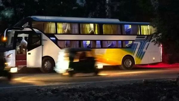 Potret Sleeper Bus Laksana Kloningan yang Dibuat Karoseri Luar Negeri