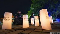 Aksi Doa Bersama Atas Tragedi Bom Makassar di Solo