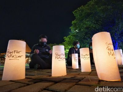 Aksi Doa Bersama Atas Tragedi Bom Makassar di Solo