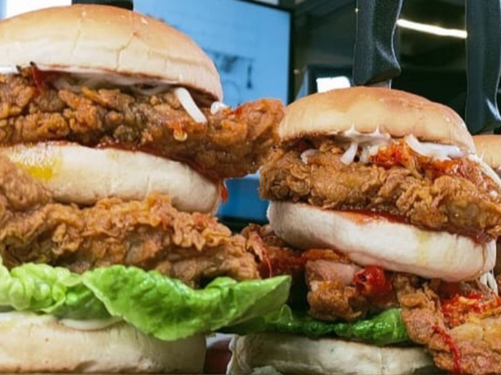 Masak Masak : Burger Ayam Geprek yang Bikin Puas dan Kenyang