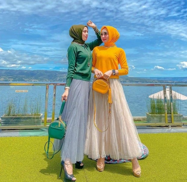 Foto: Rok Tutu/instagram.com/trend.hijab.ootd 5 Model Rok Kekinian untuk Hijabers