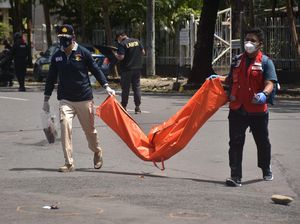 Kelompok Bomber Makassar Bahas Rencana Teror di Grup WA Batalyon Iman Kelompok Bomber Makassar Bahas Rencana Teror di Grup WA Batalyon Iman