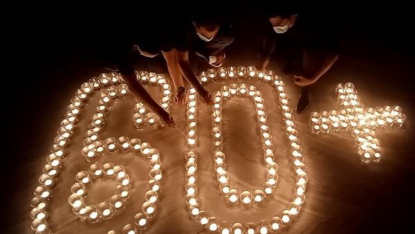 Melihat Peringatan Earth Hour 2021 di Berbagai Daerah Indonesia
