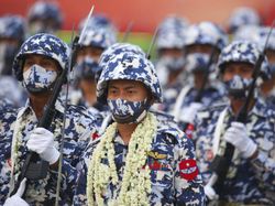 Pakai Heli, Tentara Myanmar Tembaki Warga dari Udara