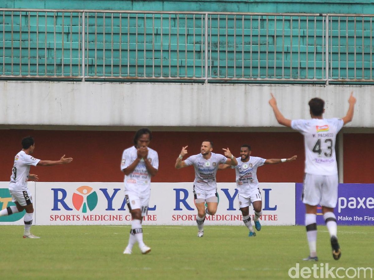 Jadwal Piala Menpora hari ini mempertemukan PSS Sleman vs Bali United. (Foto: detikcom/Pius Erlangga)