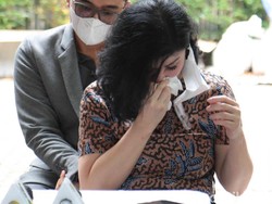 Tangis Ibunda Bams Lihat Rumahnya Dibatasi Tembok oleh Hotma Sitompul