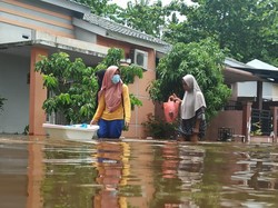 Diguyur Hujan Sejak Kemarin, Sejumlah Wilayah di Pekanbaru Terendam Banjir