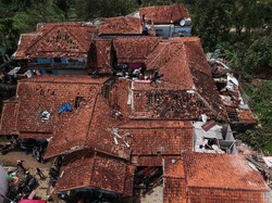 Puting Beliung di Cimenyan Bandung, BPBD: 361 Rumah Rusak