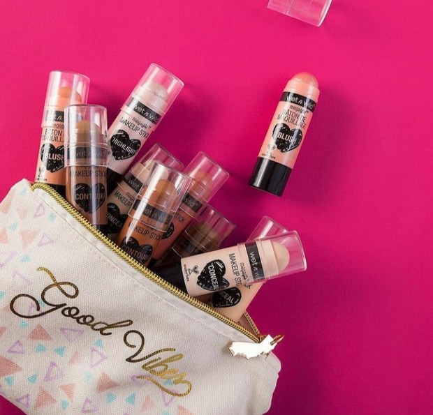 Foto: Wet n Wild/instagram.com/makeup.atelier 5 Blush On Stick untuk Pipi Merona Seharian