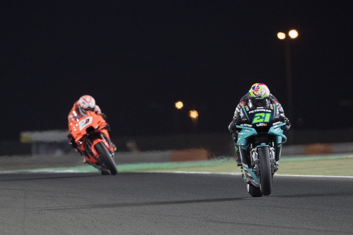 DOHA, QATAR - MARCH 28: Franco Morbidelli of Italy and Petronas Yamaha SRT leads the field during the MotoGP race during the MotoGP of Qatar - Race at Losail Circuit on March 28, 2021 in Doha, Qatar. (Photo by Mirco Lazzari gp/Getty Images)