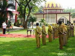 Gus Ipul Minta Pejabat Fungsional Tinggalkan Zona Nyaman