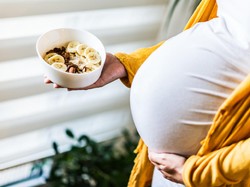 Berisiko Tinggi, Wanita Pangandaran Diimbau Tunda Kehamilan Saat Pandemi