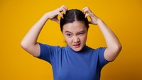 Rambut Berkilau Belum Tentu Sehat! Cek 7 Tanda Masalah Kulit Kepala