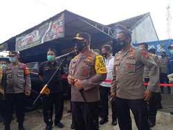 Densus 88 Amankan Bahan Peledak di Rumah Terduga Teroris di Bekasi