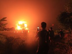 Diduga Terpental, 3 Korban Kebakaran Kilang Balongan Belum Ditemukan