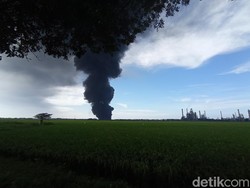 Api Masih Menyala di Kilang Pertamina Indramayu