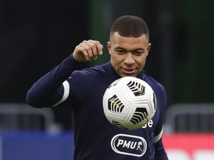 Bek-bek Man City Siap Adu Lari dengan Mbappe?