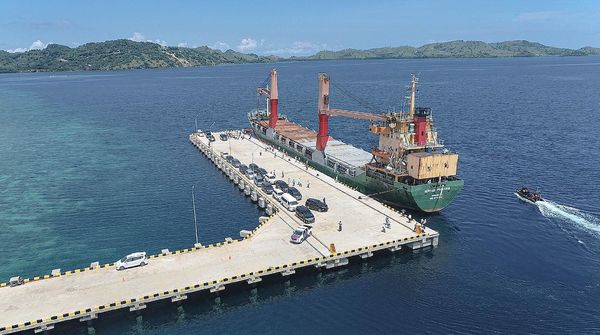 Momen Uji Coba Terminal Wae Kelambu Labuan Bajo