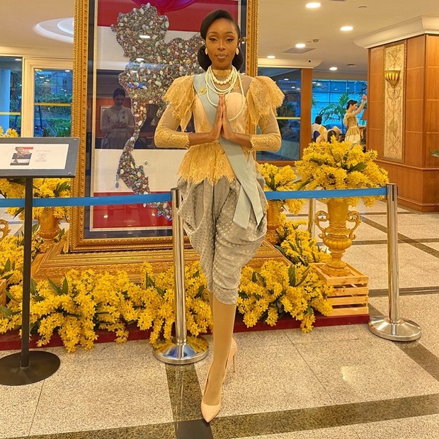 Potret Abena Appiah saat berada di Bangkok, Thailand (foto: instagram.com/abenaakuaba)