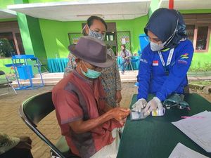 Pertamina Buka Pos Kesehatan bagi Warga Terdampak Insiden Balongan Pertamina Buka Pos Kesehatan bagi Warga Terdampak Insiden Balongan