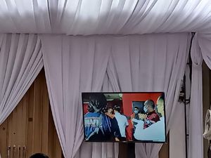Rekonstruksi Penembakan di Cengkareng, Keluarga Korban Teriak Histeris Rekonstruksi Penembakan di Cengkareng, Keluarga Korban Teriak Histeris