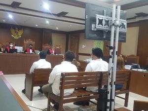 Cerita Saksi soal Uang Suap Bansos Corona dalam Tas Gitar-Kardus Air Mineral Cerita Saksi soal Uang Suap Bansos Corona dalam Tas Gitar-Kardus Air Mineral