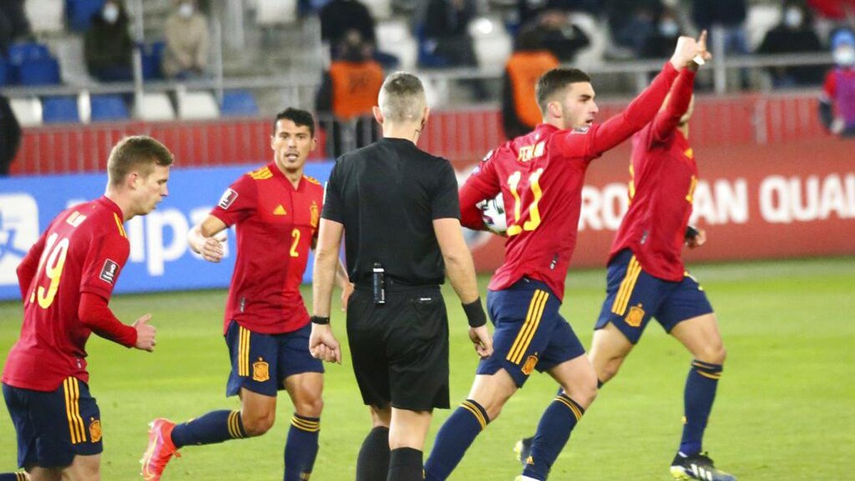 Spanyol vs Kosovo: dibumbui panasnya konflik Diplomatik Foto: AP/Zurab Tsertsvadze
