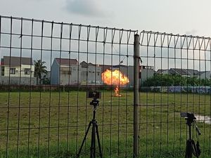 Detik-detik Tim Gegana Ledakkan 3 Bom Terduga Teroris di Condet