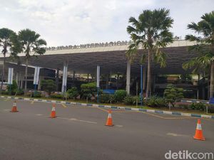 Pemerintah Siapkan Bandara Juanda Jadi Pintu Masuk Baru Perjalanan dari LN Pemerintah Siapkan Bandara Juanda Jadi Pintu Masuk Baru Perjalanan dari LN