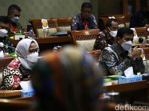 Waduh! BP Jamsostek Punya Aturan Paksa Pegawainya Pensiun 36 Tahun Waduh! BP Jamsostek Punya Aturan Paksa Pegawainya Pensiun 36 Tahun