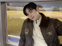 Penampilan Baru Cha Eun Woo Bikin Netizen Salting, Perdana Perming Rambut