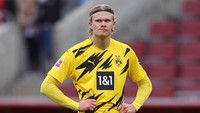 Kedua adalah Erling Haaland. Chelsea menawarnya seharga Rp 3 triliun, akan tetapi Borussia Dortmund enggan melepas aset pemain mudanya itu (Getty Images/Lars Baron)