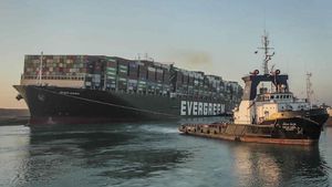 Ever Given Bebas, Terusan Suez Kembali Dibuka