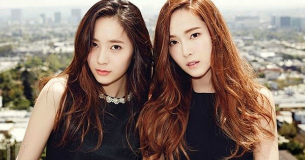 Jessica Jung dan Krystal Jung/Koreaboo.com Jessica Jung dan Krystal Jung