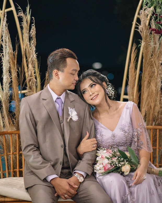 Pernikahan Hanum dan Herlambang