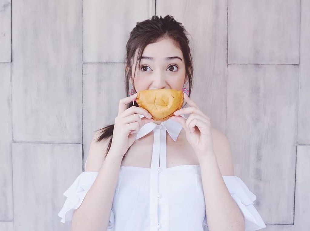Menjalin Cinta dengan Rayn Wijaya, Ini Momen Ranty Maria saat Petik Strawberry Menjalin Cinta dengan Rayn Wijaya, Ini Momen Ranty Maria saat Petik Strawberry