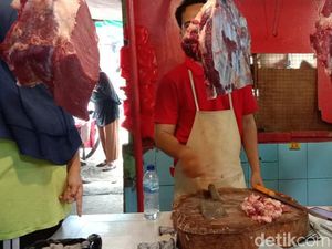 Sabar Ya Bun! Harga Cabai-Daging Sapi Jelang Ramadhan Masih Rp 120.000/Kg