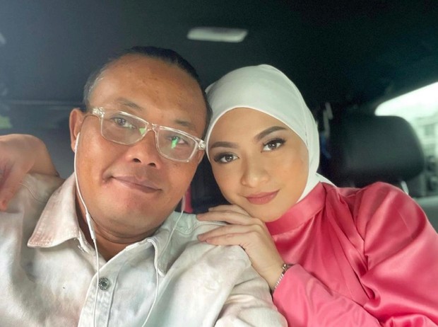 Pada tanggal 15 November 2020 lalu, Sule pun akhirnya menikahi Nathalie Holscher.