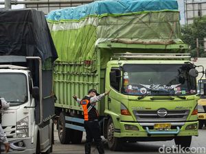Operasi Truk Dibatasi Saat Mudik Lebaran, Ini Jadwalnya Operasi Truk Dibatasi Saat Mudik Lebaran, Ini Jadwalnya