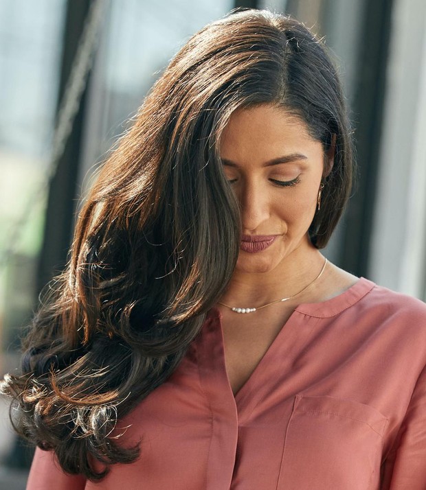 Contoh pewarnaan rambut dengan warna chocolate lily