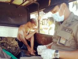 Diduga Stres, WNA Asal Denmark Mengamuk di Bali