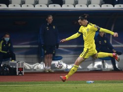 Diserang Legenda Hoki Swedia, Ibrahimovic Membalas