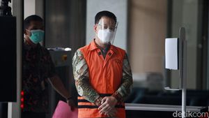 Hiendra Soenjoto Divonis 3 Tahun Penjara