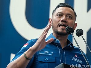 Ungkit KLB Sumut, AHY Ingatkan Kader Masih Ada yang Upaya Merampas PD Ungkit KLB Sumut, AHY Ingatkan Kader Masih Ada yang Upaya Merampas PD
