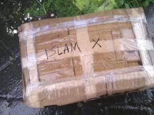 Cerita Penemuan Kotak Bertulisan Islam X yang Gemparkan Warga Makassar