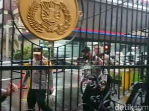Seorang Tak Dikenal Serang Mabes Polri, Didor Petugas!