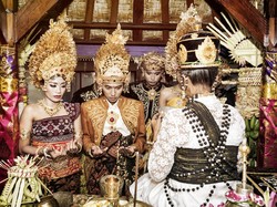 Sistem Pernikahan Adat Bali: Ngerorod hingga Nyentana Serta Cara Pelaksanaannya