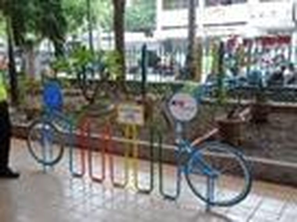 Bike to Work Kritik Penutupan Sementara Parkir Sepeda Stasiun Jabodetabek